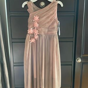 Girls dress